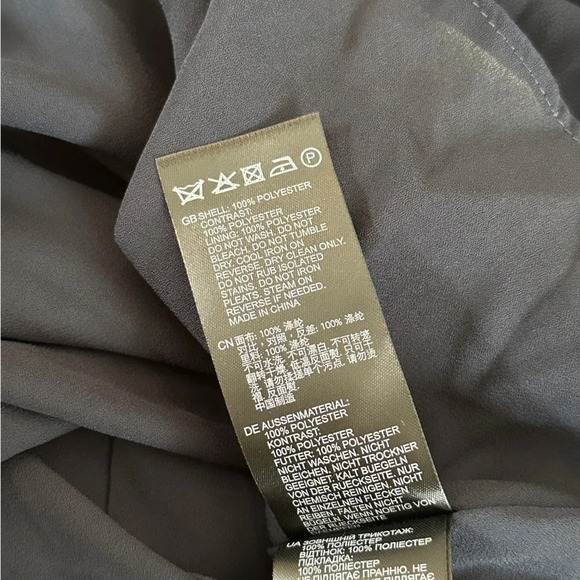 NEW Reiss Priya  Pleated Belted Midi Dress in Navy Cream | size UK 6 / US 2 / XS - Picture 6 of 9